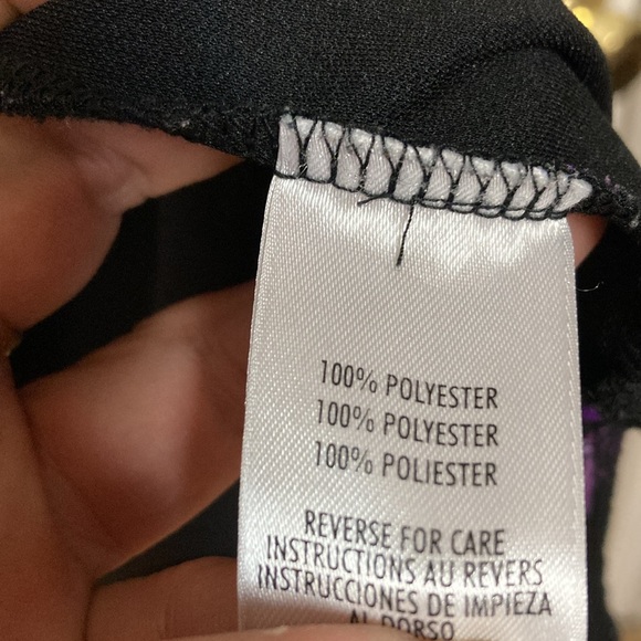 3 /$20… bundle and save 
Cute sleeveless 3x top - Picture 4 of 5